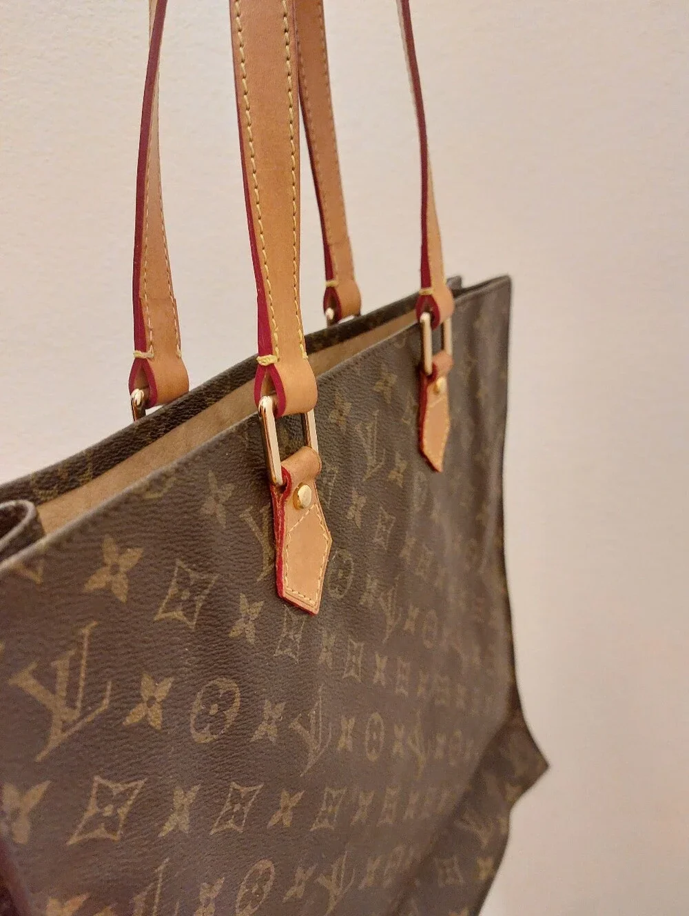 Louis Vuitton authentic louis